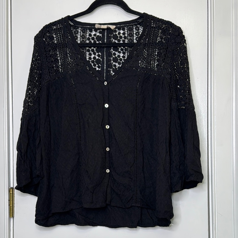 Lovestitch Black Relaxed Buttoned Blouse